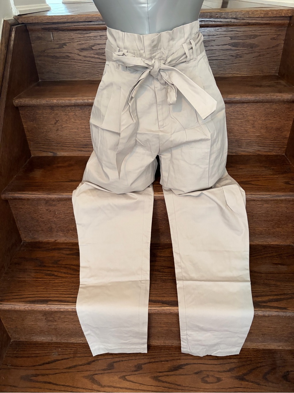 High-Waist Paperbag Pants in Light Grey